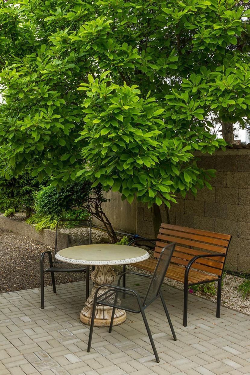 Apartmany Tereza & Free Parking Bratislava Exterior photo